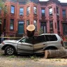 Tornado u New Yorku - zgnječeni terenac