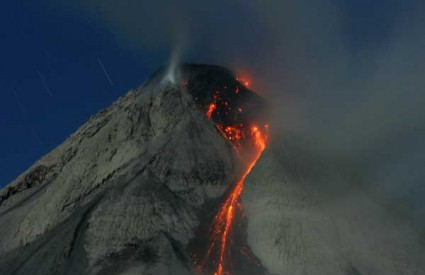 Erupcija vulkana Mount Merapi u Indoneziji