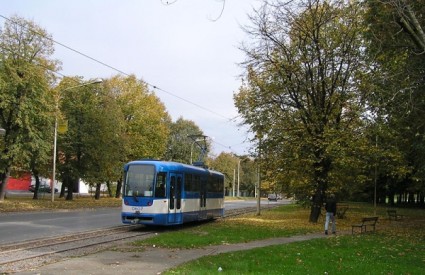 Renovirani osječki tramvaj