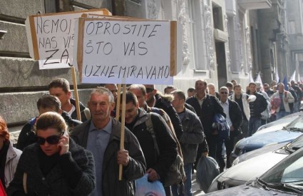 Radnici splitske Željezare prosvjeduju u Zagrebu