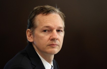 ulian Assange