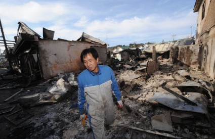Ruševine na otoku Yonphyongu poslije raketiranja
