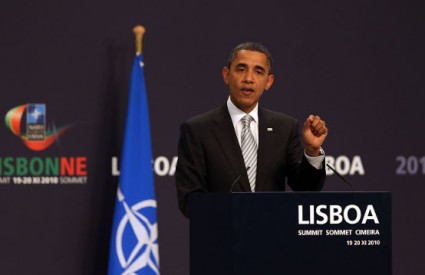 Obama je pohvalio suradnju svih članica NATO saveza Obama je pohvalio suradnju svih članica NATO saveza