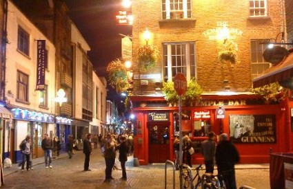 Temple bar u Dublinu Temple bar u Dublinu