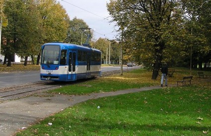 Koliko dugo je Mujo čekao tramvaj