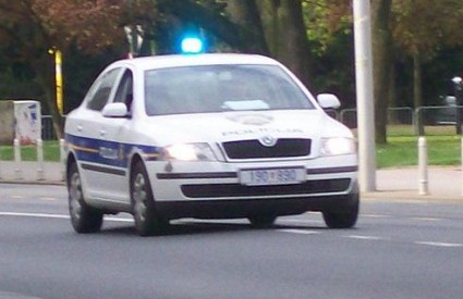 Policija