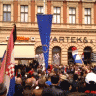 Policija prijavila dvije osobe zbog trganja zastave EU-a na prosvjedu za generale