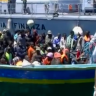 Kod talijanske luke potonuo brod s 300 imigranata