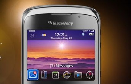 Vlasnici Blackberryja ponovno imaju svoje poruke i mailove