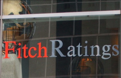 Fitch Ratings nas je lagano pohvalio