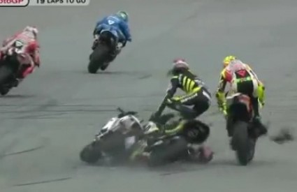 Motociklist Marco Simoncelli poginuo na utrci u Maleziji, YouTube, Screenshot