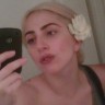 Lady Gaga objavila fotku bez šminke i oduševila fanove