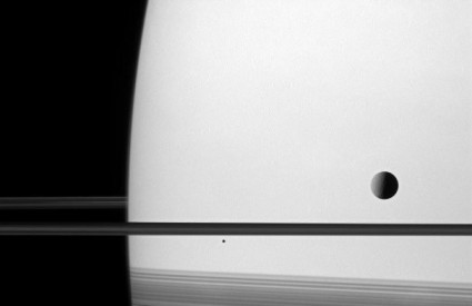 Genijalne slike Saturnovih prstenova