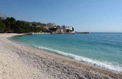 Sjajna plaža u Promajni