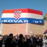 U Vukovaru 20 tisuća ljudi prosvjeduje protiv ćirilice