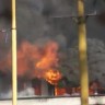 Zapaljene vladine zgrade u Tuzli, Zenici i Sarajevu