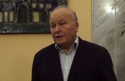 Slavko izletio naglavačke Slavko izletio naglavačke
