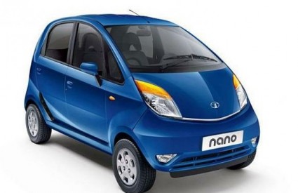 Tata Nano CNG vozi na stlačeni prirodni plin