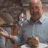 Andrew Zimmern svijetu otkriva  bizarnu hranu Dalmacije 
