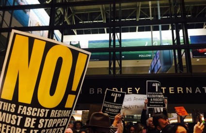 Tisuće prosvjednika na aerodromima širom SAD