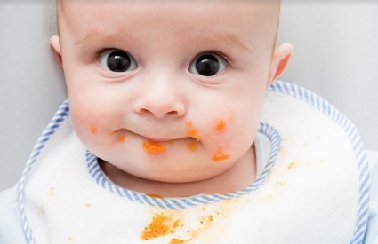 Što bebe trebaju jesti