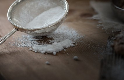 Njega lica šećerom Njega lica šećerom