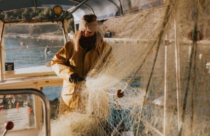 Žene teško rade u ribarstvu