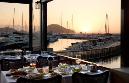 Feels Like Yachting Should Feel Feels Like Yachting Should Feel