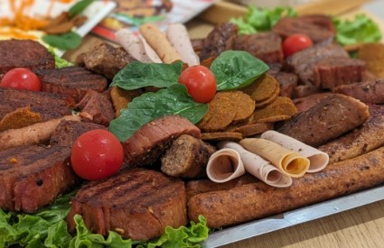 Zna se što je kobasica... Zna se što je kobasica...