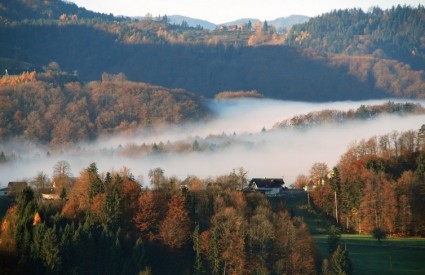 Lijepo je tamo Lijepo je tamo