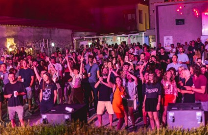 Mudri Brk petu godinu u Jelsi