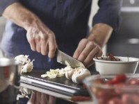 Hrvati i dalje u najvećem broju kuhaju kod kuće